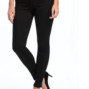 Old navy rockstar jeans